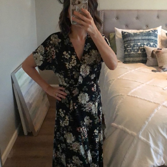 Bobeau floral wrap dress - Picture 5 of 7